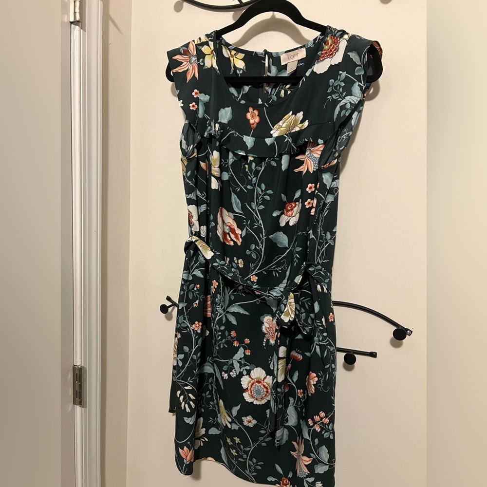 Green color knee length dress